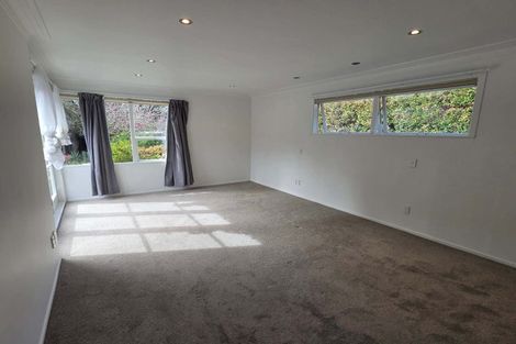 Photo of property in 9 Kerswill Place, Pakuranga, Auckland, 2010