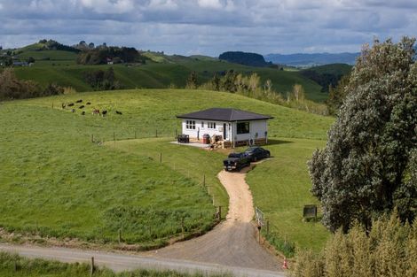 Photo of property in 697 Maungatawhiri Road, Raglan, 3295