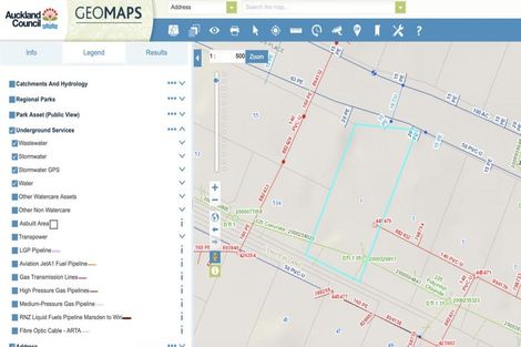Photo of property in 1 Rickards Place, New Lynn, Auckland, 0600