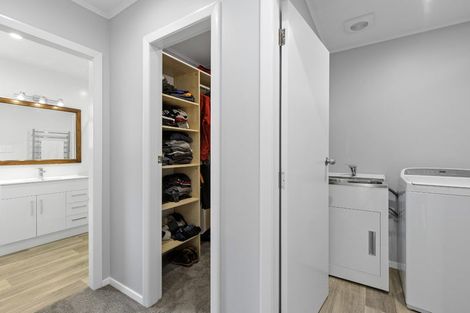 Photo of property in 14 Willcox Grove, Naenae, Lower Hutt, 5011