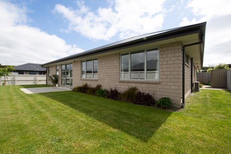 Photo of property in 18 Munich Place, Bromley, Christchurch, 8062