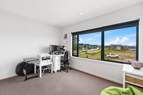 Photo of property in 3 Sierra Pine Road, Hobsonville, Auckland, 0616