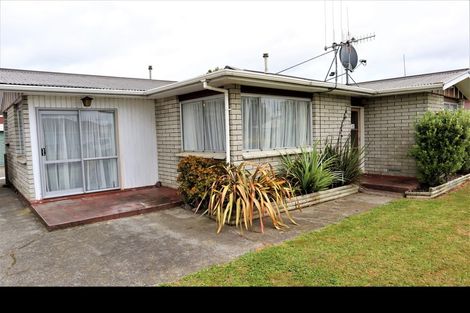 Photo of property in 70 Langley Avenue, Milson, Palmerston North, 4414