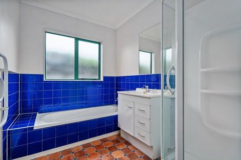 Photo of property in 40 Cholmondeley Crescent, Whitianga, 3510