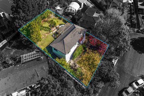 Photo of property in 8 Glucina Place, Glen Eden, Auckland, 0602