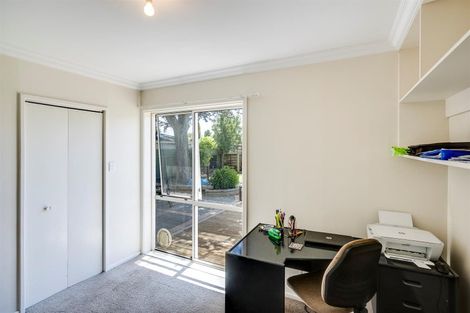 Photo of property in 906 Sylvan Road, Mayfair, Hastings, 4122