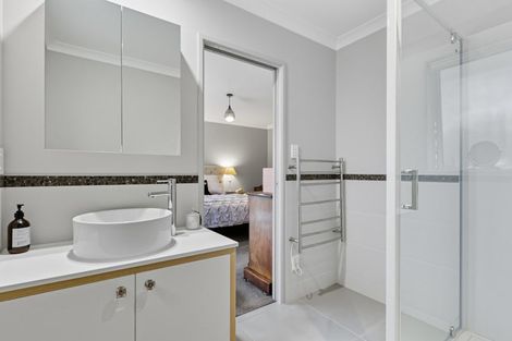 Photo of property in 11 Haden Place, Omokoroa, 3114