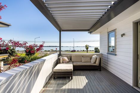 Photo of property in 6 Mccormacks Bay Road, Mount Pleasant, Christchurch, 8081