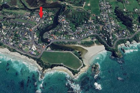 Photo of property in 46 Bath Street, Brighton, Dunedin, 9035