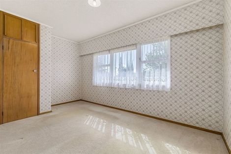 Photo of property in 265 Great North Road, Henderson, Auckland, 0612