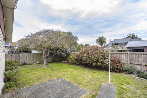 Photo of property in 2/17 Sandra Street, South New Brighton, Christchurch, 8062
