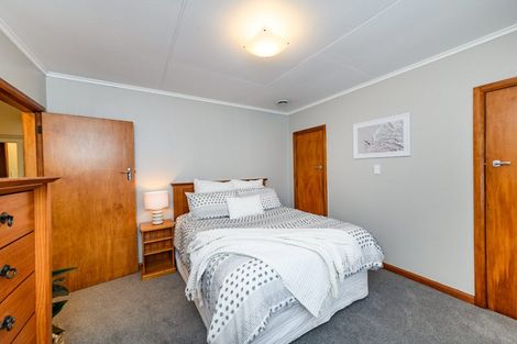 Photo of property in 7 Ihle Street, Terrace End, Palmerston North, 4410