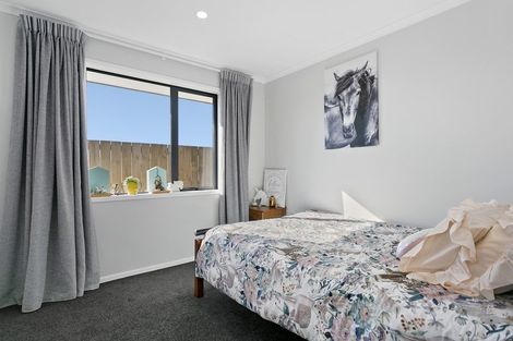 Photo of property in 15 Wai Terrace, Wharewaka, Taupo, 3330