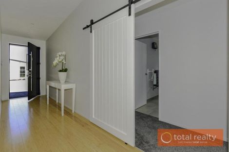 Photo of property in 3 Dennis Lane, Halswell, Christchurch, 8025