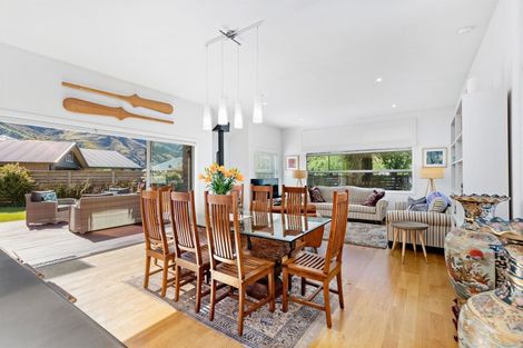 Photo of property in 18 Redfern Terrace, Arthurs Point, Queenstown, 9371