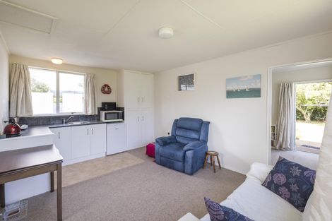 Photo of property in 32 Thomson Street, West End, Palmerston North, 4412