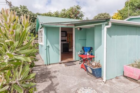 Photo of property in 111 Rua Avenue, Waitarere Beach, Levin, 5510