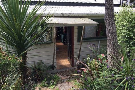 Photo of property in 2 Margate Avenue, Broad Bay, Dunedin, 9014