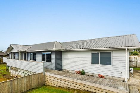 Photo of property in 6 Coby Sydney Drive, Bell Block, New Plymouth, 4312
