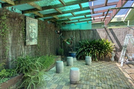 Photo of property in 1/28 Scotstoun Place, Glen Eden, Auckland, 0602