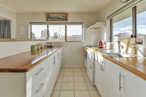 Photo of property in 1a Reeve Drive, Havelock North, 4130