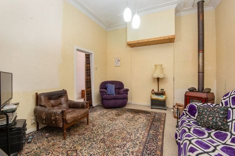 Photo of property in 17 Burns Street, Port Chalmers, 9023