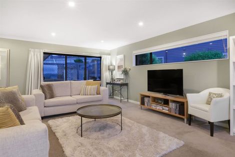 Photo of property in 5 Kahurangi Heights, Aotea, Porirua, 5024