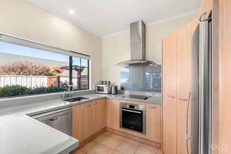 Photo of property in 11 Ormrod Grove, Riverstone Terraces, Upper Hutt, 5018