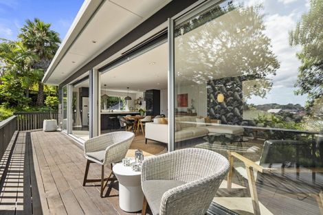 Photo of property in 32a Palmerston Road, Birkenhead, Auckland, 0626