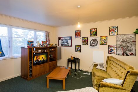 Photo of property in 553 Featherston Street, Roslyn, Palmerston North, 4414