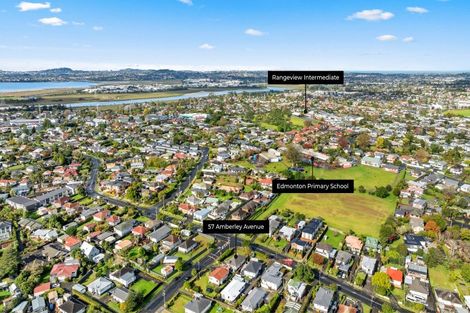 Photo of property in 57 Amberley Avenue, Te Atatu South, Auckland, 0610