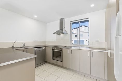 Photo of property in 2/23 Opito Way, East Tamaki, Auckland, 2013