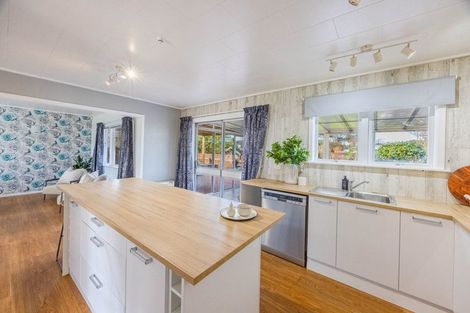Photo of property in 8 Crichton Place, Taradale, Napier, 4112