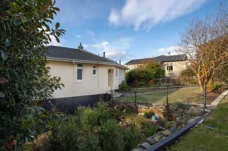 Photo of property in 34 Branxholm Street, Roxburgh, 9500