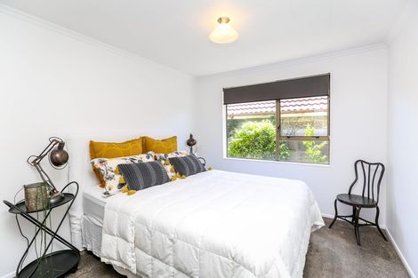 Photo of property in 504 Devon Street East, Strandon, New Plymouth, 4312