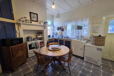 Photo of property in 3 George Street, Balclutha, 9230