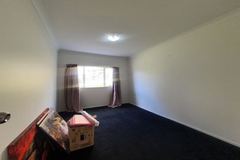 Photo of property in 18 Belleaire Court, West Harbour, Auckland, 0618