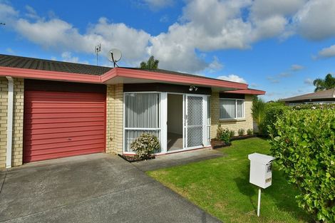 Photo of property in 96c Lakeside Drive, Orewa, 0931