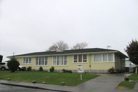 Photo of property in 310-314 Takapu Road, Camberley, Hastings, 4120