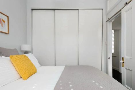 Photo of property in 76 Elizabeth Street, Mount Victoria, Wellington, 6011