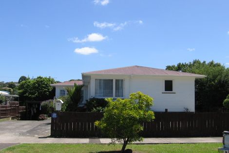Photo of property in 8 Jamaica Place, Blockhouse Bay, Auckland, 0600