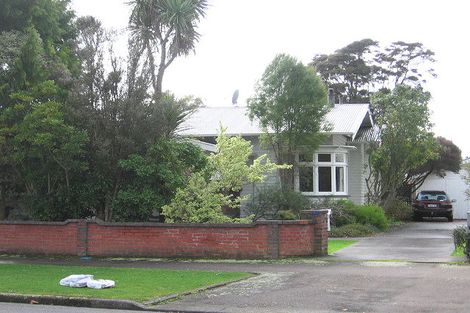 Photo of property in 69 Marne Street, Hokowhitu, Palmerston North, 4410
