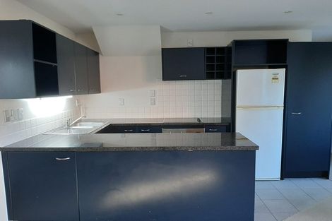 Photo of property in 120h Grafton Road, Grafton, Auckland, 1010