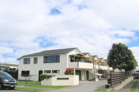 Photo of property in 22f Miro Street, Mount Maunganui, 3116