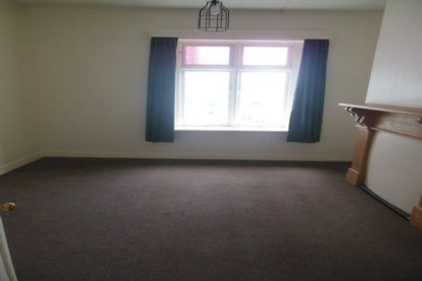 Photo of property in 9 Elm Row, Dunedin Central, Dunedin, 9016