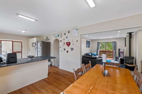 Photo of property in 3004 Kaipara Coast Highway, Glorit, Warkworth, 0984