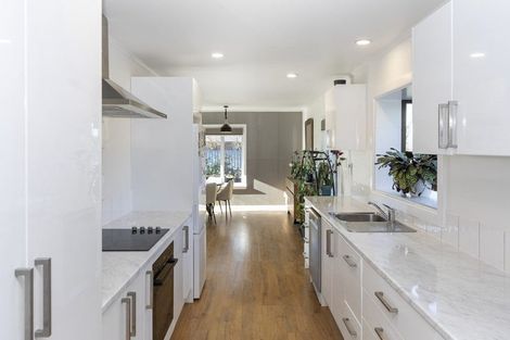 Photo of property in 45 Emlyn Place, Avondale, Christchurch, 8061