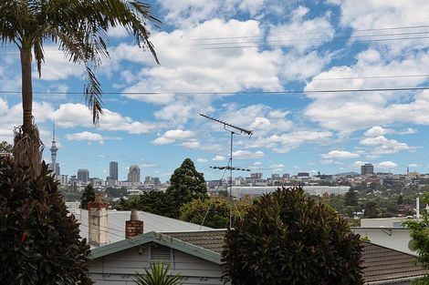 Photo of property in 139 Mount Albert Road, Mount Albert, Auckland, 1025