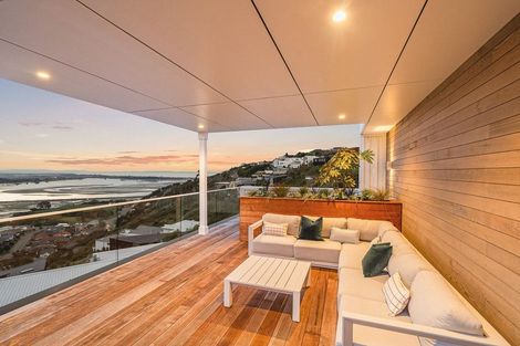 Photo of property in 13 Saint Remy Lane, Redcliffs, Christchurch, 8081