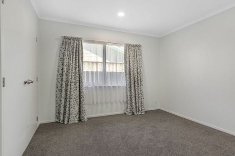Photo of property in 68a Auckland Road, Greenmeadows, Napier, 4112